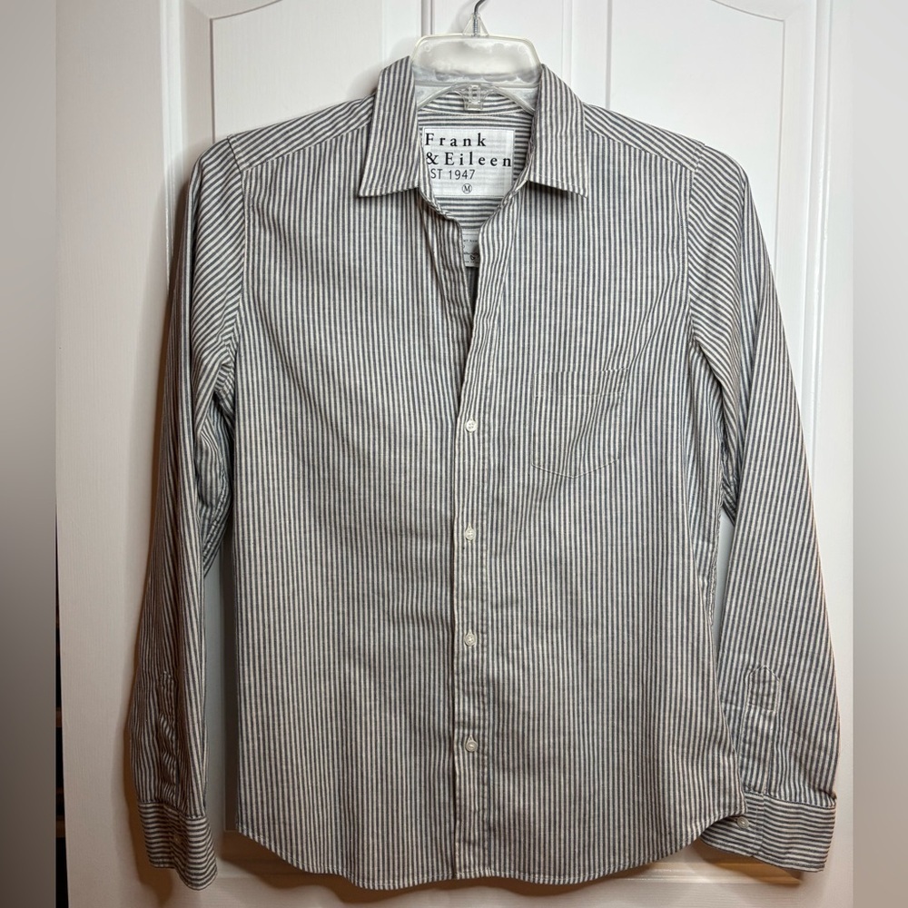 EUC Frank & Eileen Barry Striped Shirt - Womens grey/blue and White size medium